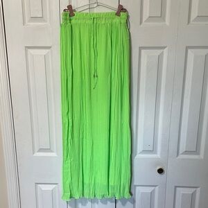 Vibrant Green Pleated Maxi Skirt